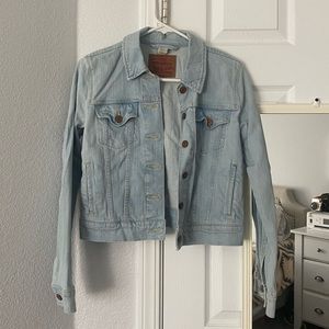 Levi’s denim jacket